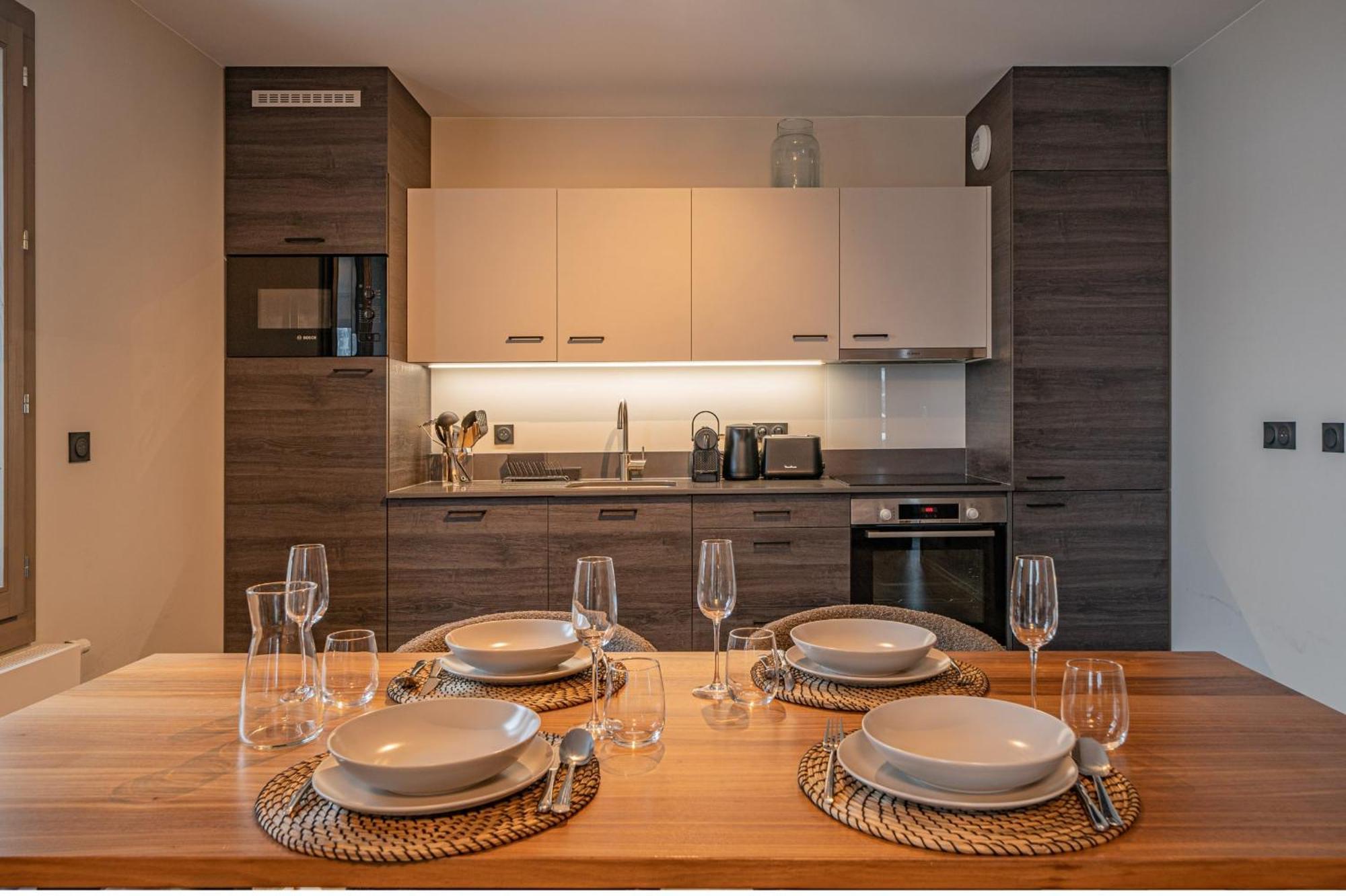 Perle Blanche - Brand New 2 Bedroom Apartment Perfectly Located Chamonix ภายนอก รูปภาพ